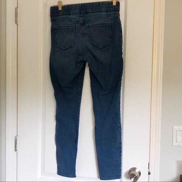 🛍 3/$20 - Old Navy Super Skinny Jegging - Picture 7 of 7